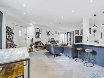 Boscombe Road, London, SW17 9JL, United Kingdom | 3 bed townhouse for rent #140800238 | Rentberry