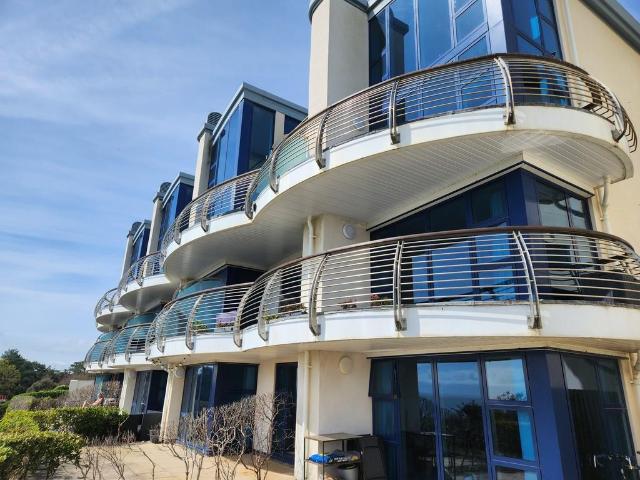 Boscombe Spa Road, Bournemouth 2 bed ground floor flat to rent £1,500 pcm £346 pw