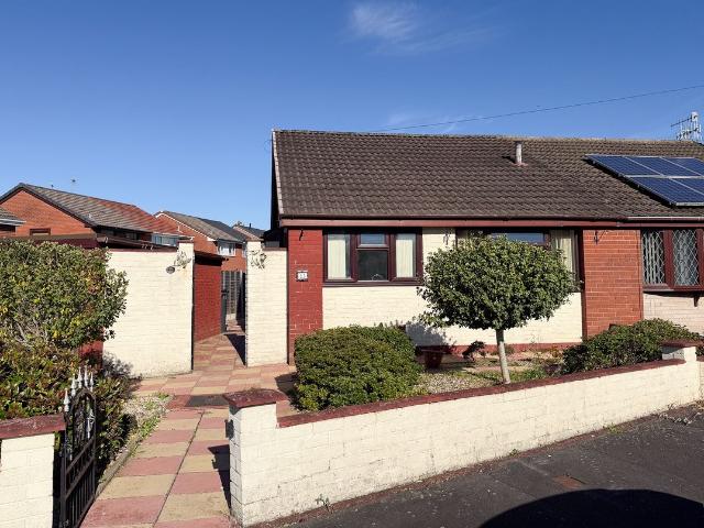 Bosinney Close, Fenpark, Stoke On Trent ST4, 2 bed semi detached bungalow to rent, £900 pcm | PrimeLocation