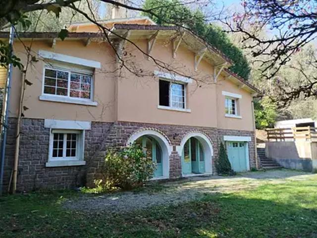 Bosmie l'Aiguille 87110 Achat / Vente maison 7 pièces t7 au dernier étage terrasse