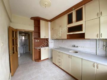 Bosna Hersek'te Geniş, Bakımlı 3+1 Daire