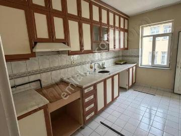 Bosna Hersek Mahallesinde Kiralık 3+1 Daire