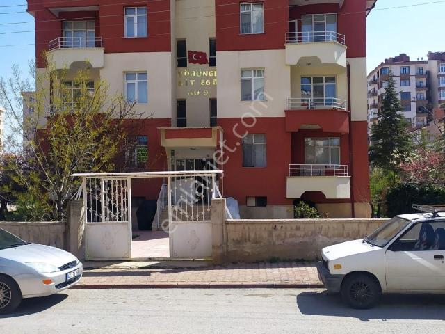 Bosna Hersek Mahallesinde Satılık 2+1 Yüksek Giriş Zeminkat Daire