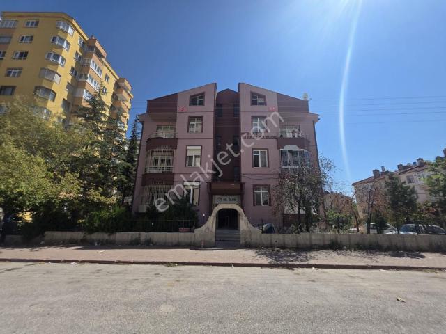 Bosna Hersek Mh Giriş Kat 3+1 Kiralık Daire