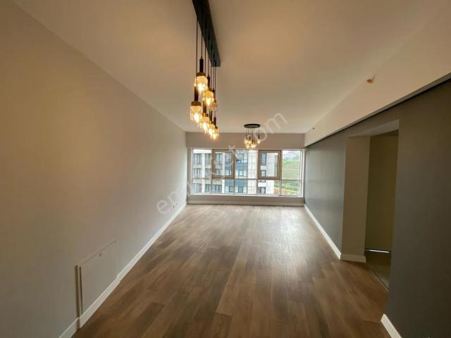 Bosphorus City 2+1 Full Tadilatlı Bakım Temiz Kiralık