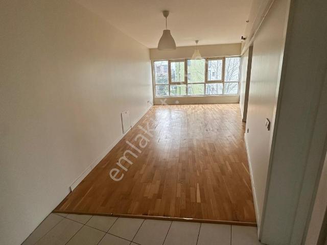 Bosphorus City'de 2+1 Kapalı Mutfaklı Boş