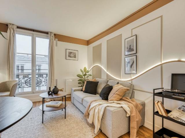 Bosporus 1 bedroom in Saint Ambroise, Paris Amsterdam Apartments for Rent