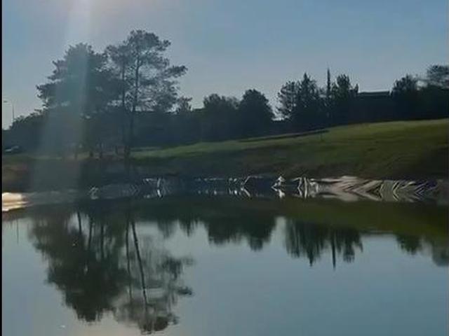 BOSQUE COUNTRY CLUB CASA VTA TERR. 4,675 CONST 2,442 M2 COLINDA GREEN HOYO 15 CAMPO GOLF Y 1 LAGO