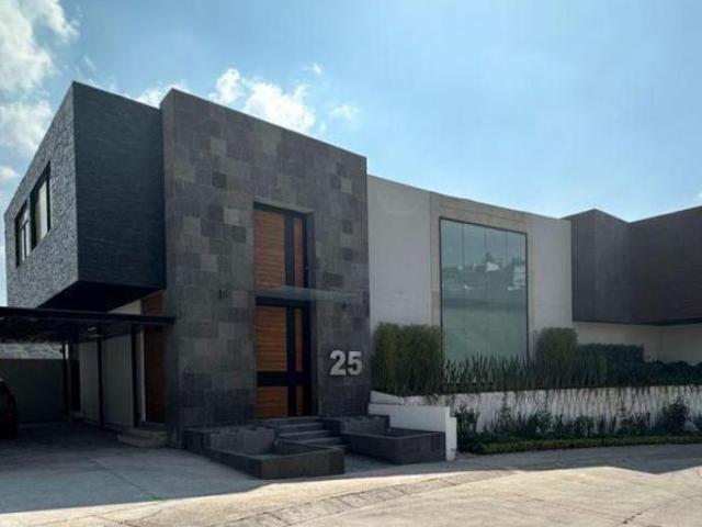 Bosque de las lomas impresionante residencia