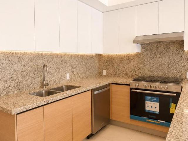 Bosque Satélite Departamento en venta 1 tipo A con Cuarto de Servicio | Jardines del Bosque, GDL
