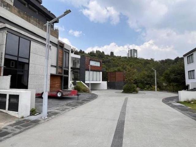 Bosque Real, Calle Cerrada, Residencia En Dos Niveles Para Adaptar A Su Gusto, Mezzanine, Excelente