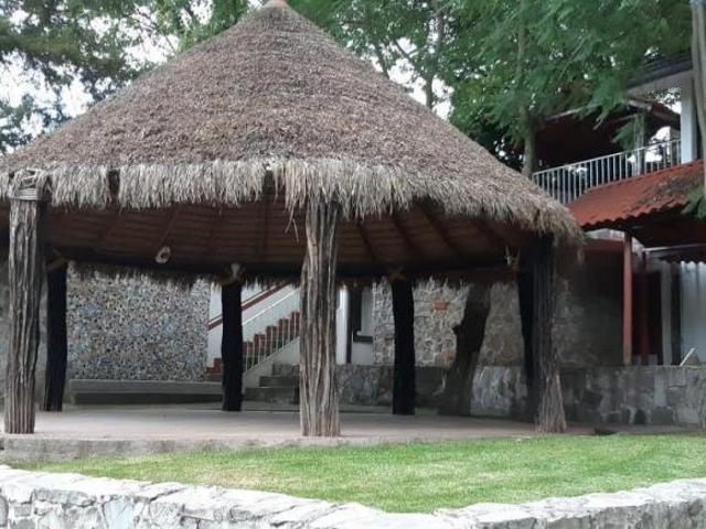 BOSQUES DE LA CALERA