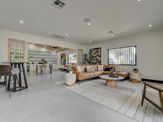 Bossa Nova 2 Bedroom Apartment for Rent at 3940 Algonquin Dr, Paradise, NV 89119 Paradise Palms