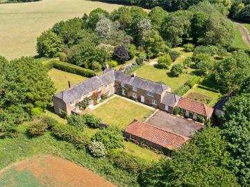 Bottom Farm, Eaton 6 bed detached house to rent £4,995 pcm £1,153 pw