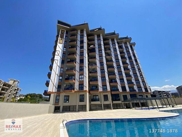 BOTANİK GARDEN SİTESİ'NDE HAVUZ VE TROPİK PARK MANZARALI 1+1