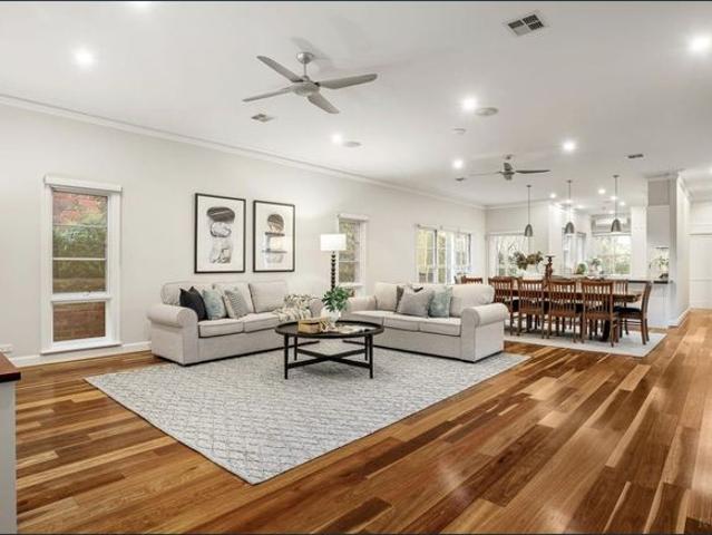 Botanic Beauty Designed for Exceptional Entertaining