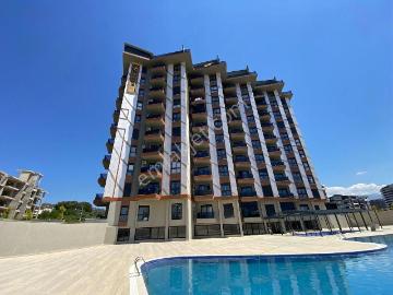 Botanik Garden Sitesi'nde Havuz Ve Tropik Park Manzaralı 1+1