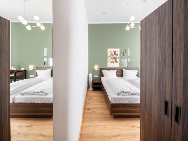 Botanist’s Dream No Kitchen, Heidelberg Amsterdam Apartments for Rent