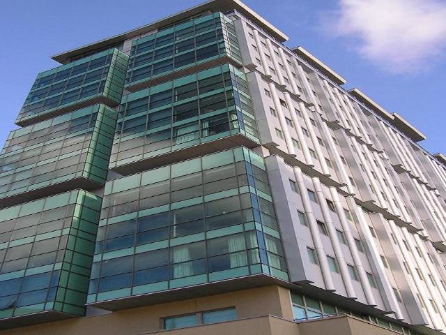 Bothwell Street, City Centre. 2 bed flat to rent £1,300 pcm £300 pw