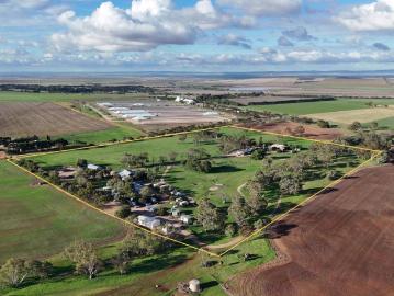 BOUTIQUE TOURISM PARK WITH HISTORICAL CHARM