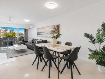 Boutique Waterfront Living with Bridge Free Marina Berth