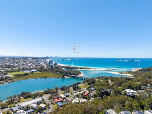 Boutique Apartment Living, Moments from Currumbin Creek's Tranquil Waters