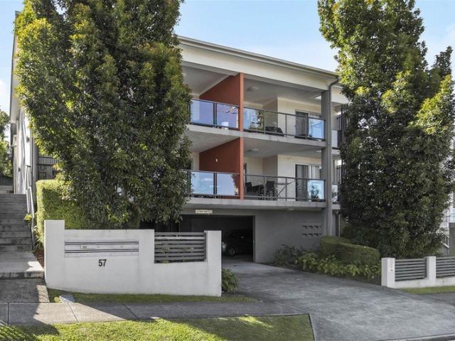 Boutique Apartment with Exceptional Outdoor Living