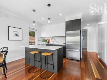 The Hill, Kooragang, Port Stephens - Balcony
