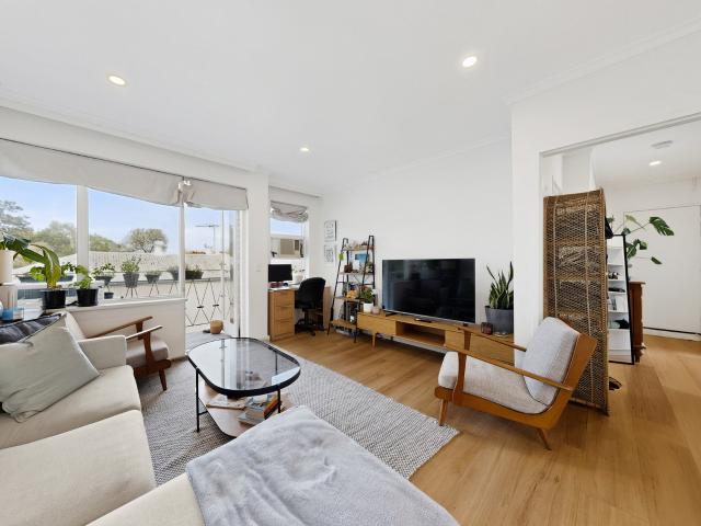 Boutique Block in Prime Location