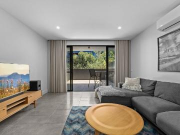 Braddon, Majura - Balcony, Cellar, Equipped kitchen