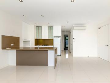 Boutique Campbell Living � Walk to Russell Offices