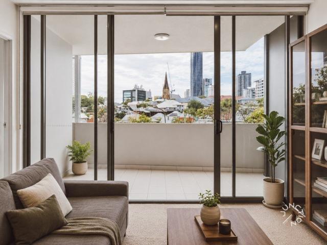 Boutique City Fringe Residence