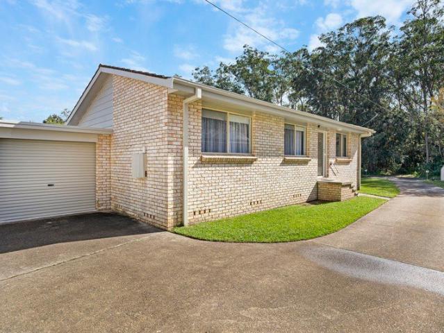 Boutique Duplex Living, Refreshed Throughout