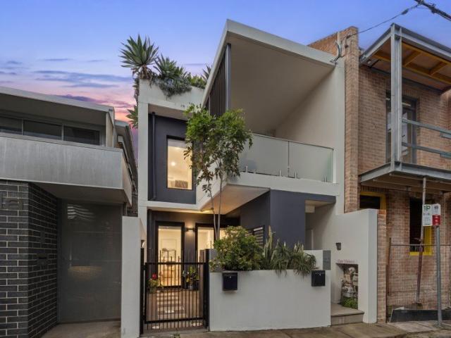 Boutique Duplex Style Apartment Living in a Peaceful Pocket