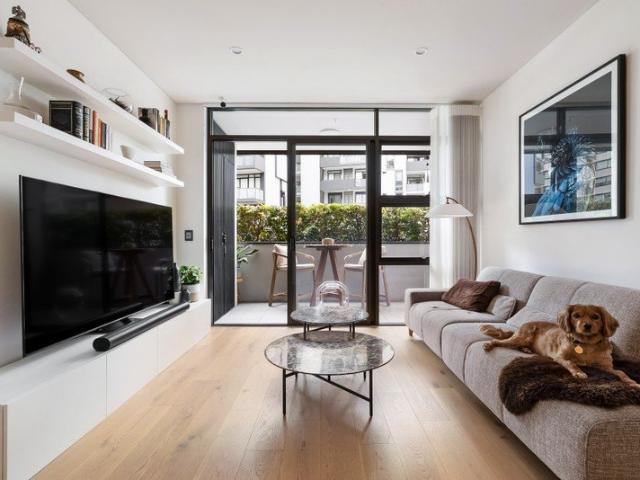 Boutique first floor retreat with high end finishes