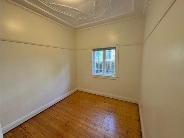 Boutique Ground Floor Art Deco Apartment