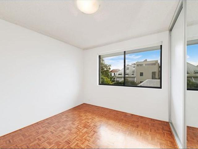 Boutique Harbourside Apartment