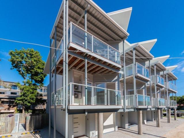 Boutique Living by the Bay Designer Townhouse in Prime Location !