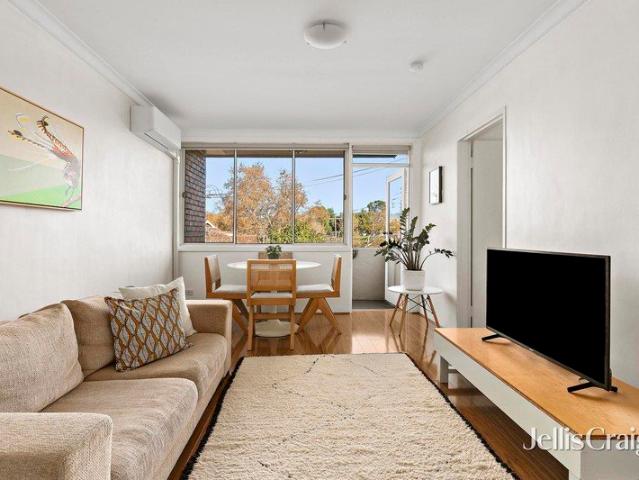 Boutique living in a prime Kensington pocket
