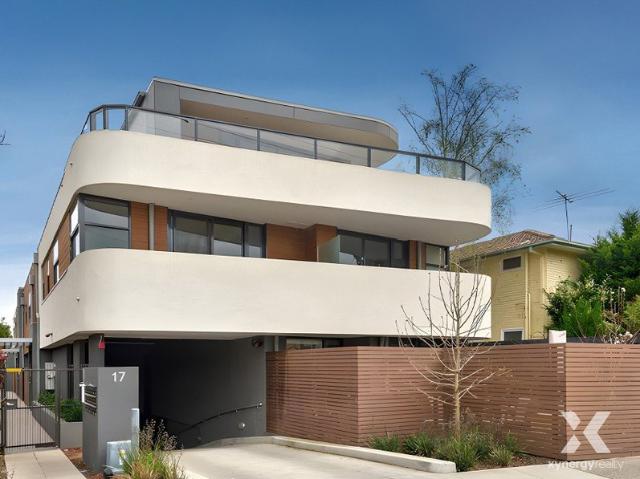 Boutique Living in a Prime Murrumbeena Pocket