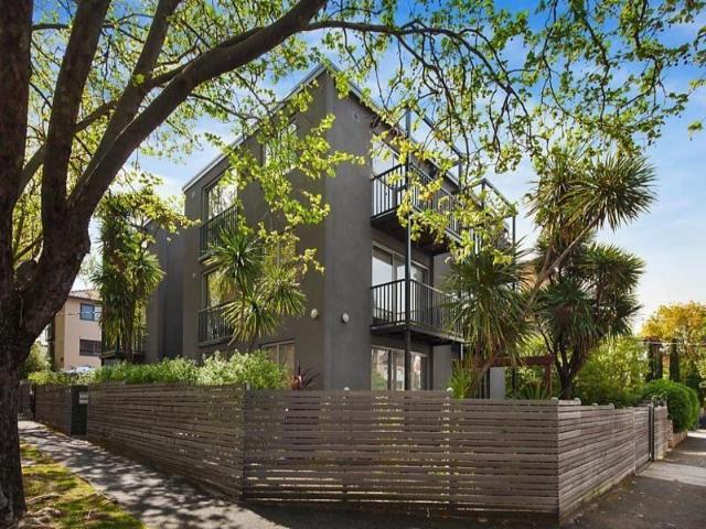 “Boutique Living on St Kilda Hill” FULLY FURNISHED