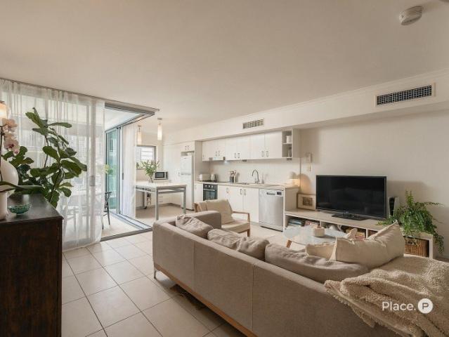 Boutique Living Privately Positioned Between Brisbane's Finest Lifestyle Precincts