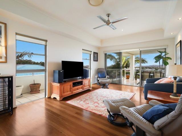Boutique Living with Panoramic Burleigh & Hinterland Views