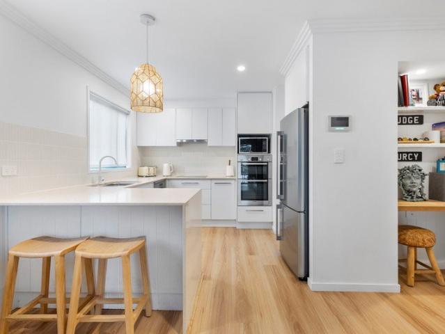 Boutique Luxury Just Moments from the Broadwater