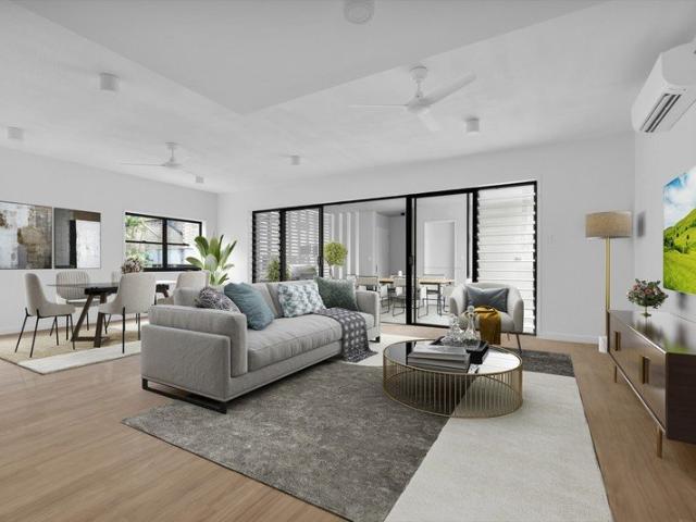 Boutique Luxury. Single Level. Near New