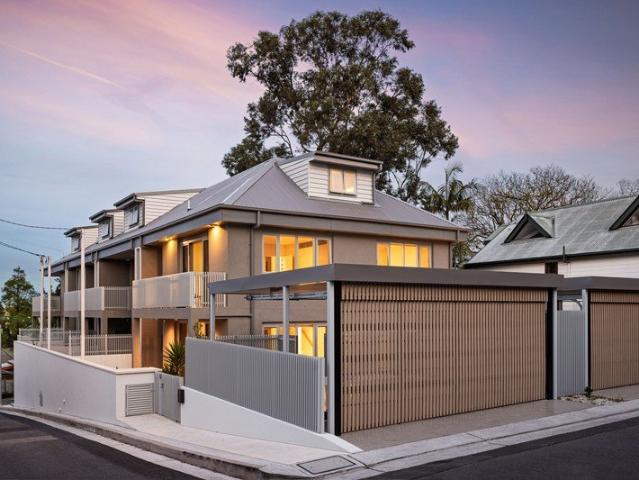 Boutique luxury with northerly views, lift access and double garaging