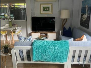 Flexible Furnished Riverside Studio | 4+ Week Stays | Utilities Included Studio |