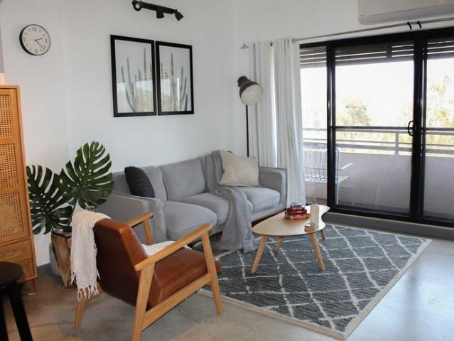 Boutique Style Loft Apartment!