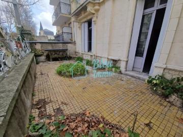 BOUTONNET APPARTEMENT BRUT A RENOVER