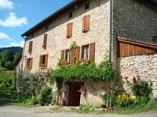 Bouvante 26190 Achat / Vente maison 8 pièces t8 parking